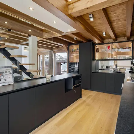 Шале Familial Contemporain A 1850 Avec Piscine, Sauna Et Terrasse - Fr-1-564-162