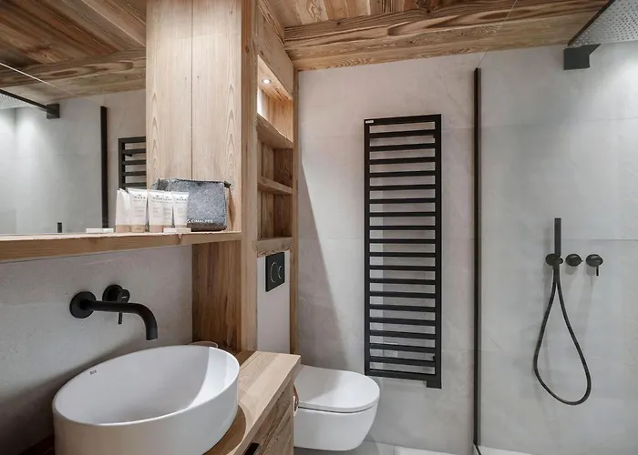 Familial Contemporain A 1850 Avec Piscine, Sauna Et Terrasse - Fr-1-564-162 Шале Куршавель