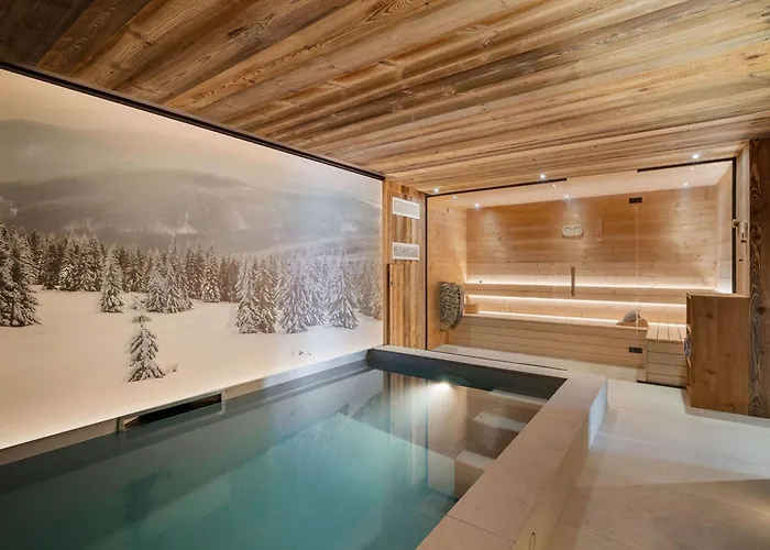 Chalet Familial Contemporain A 1850 Avec Piscine, Sauna Et Terrasse - Fr-1-564-162 Courchevel